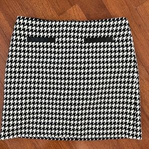 Winter check work skirt black & white cute US6 UK10